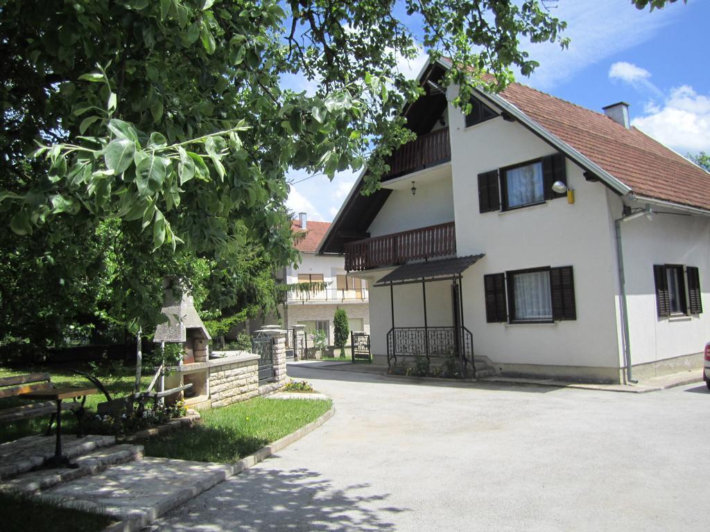 Guest House Sveti Marko Gacka 오토칵 외부 사진